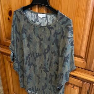 Michael Stars Green and Gray Camouflage Women's top.